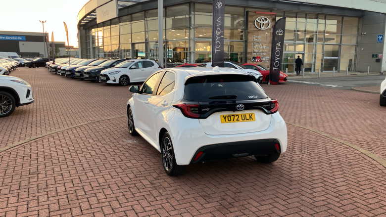 Toyota Yaris 1.5 Hybrid Design 5dr CVT Hybrid Hatchback